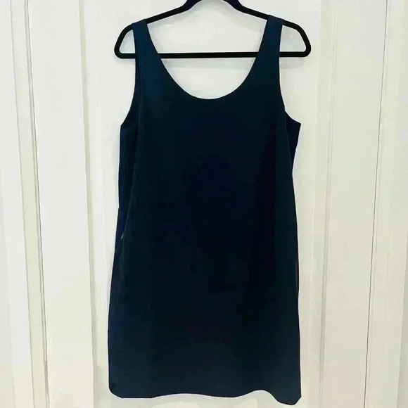 *NWOT* TILLEY Tank Dress in Navy - Size Medium *Washed But Not Worn* - Picture 7 of 11